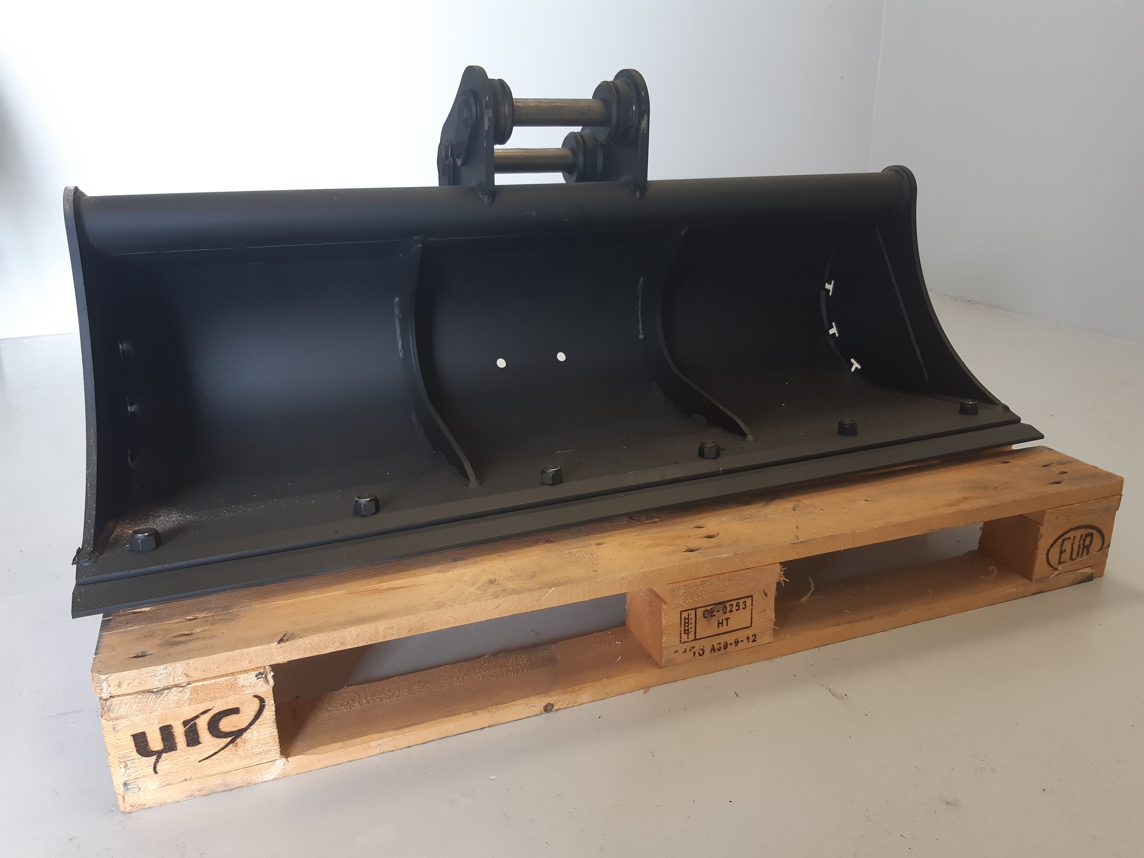 GODET CURAGE GEITH 1200MM + CONTRE LAME BOULONNÉE PELLE 3.5T