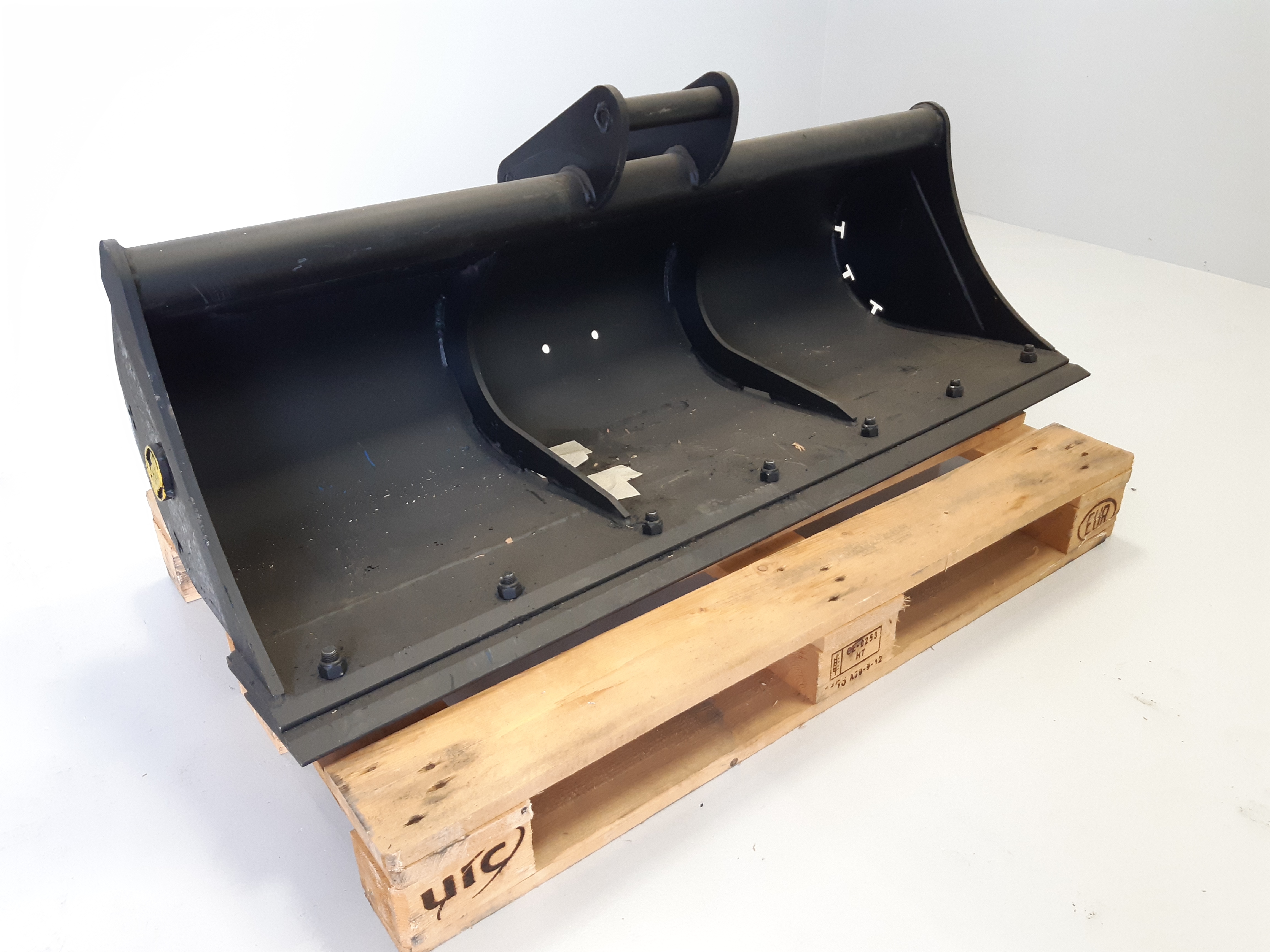 Godet de curage 1400mm + contrelame boulonnée pour coupleur Geith QR40 - G04R 1400 QR40