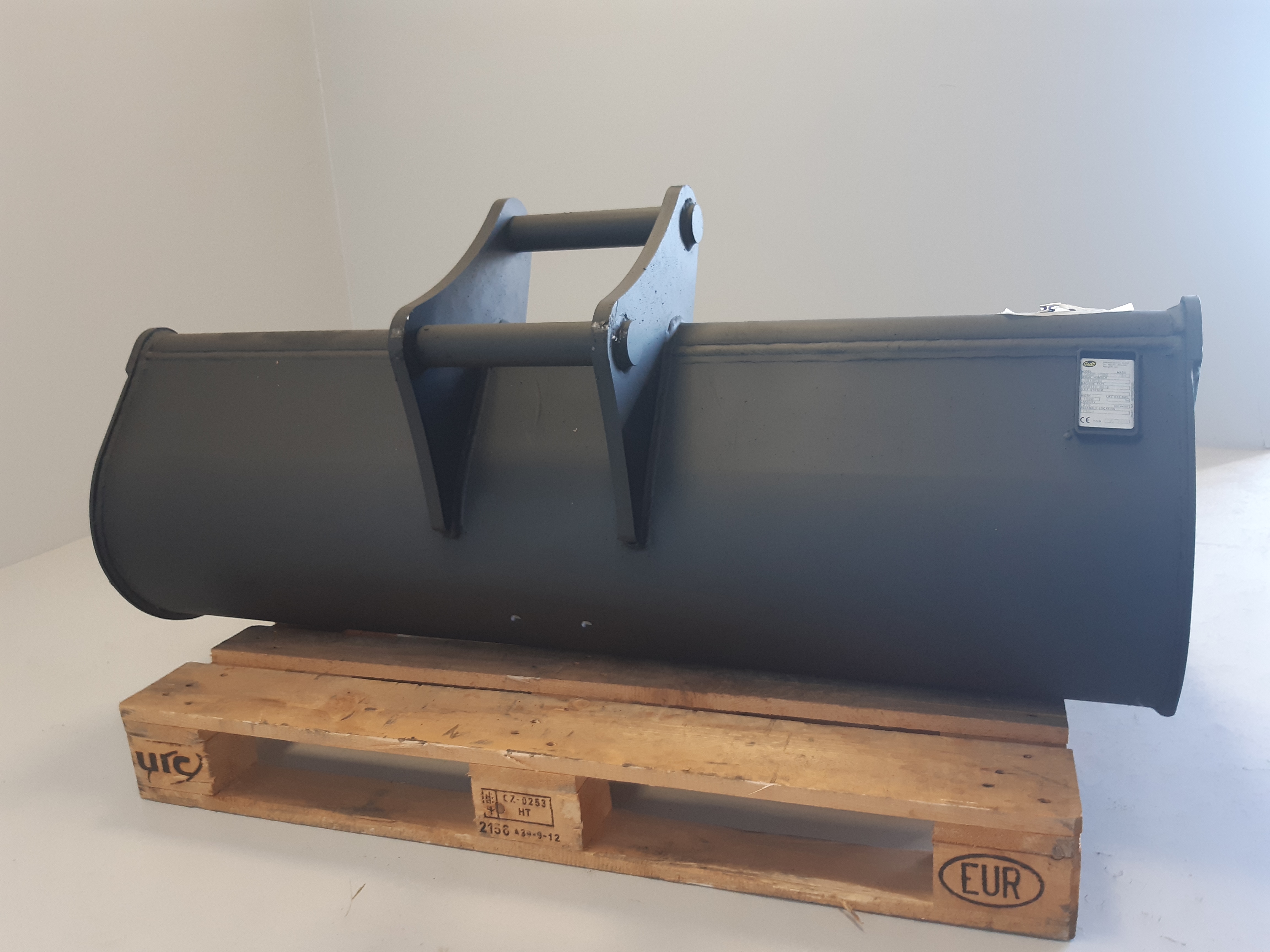 Godet de curage GEITH 1500mm pour coupleur ou attache rapide VOLVO S45 avec contrelame boulonnée GEITH - G08R1500S45