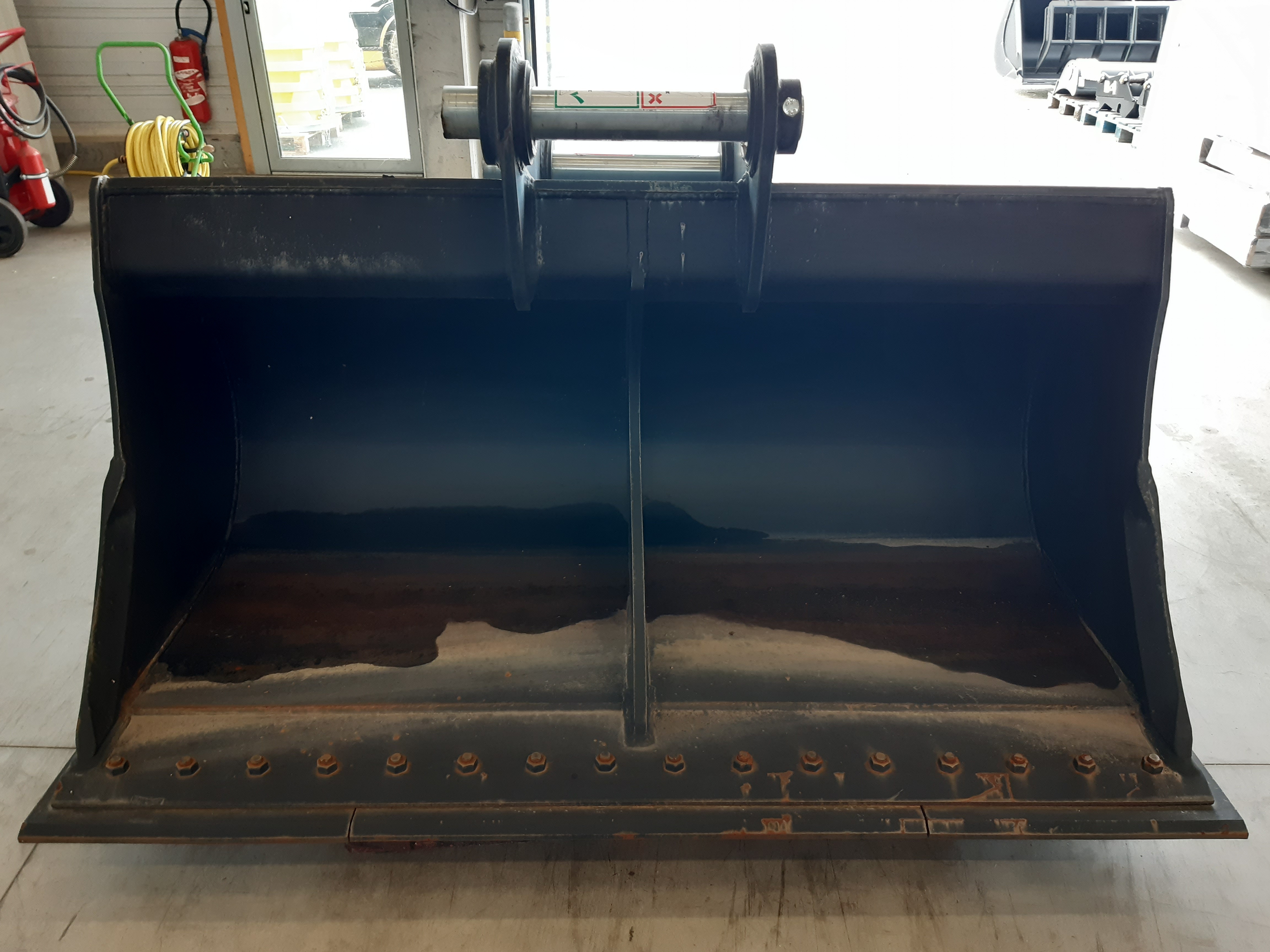 Godet curage 2100mm + clb Geith - G30R2100