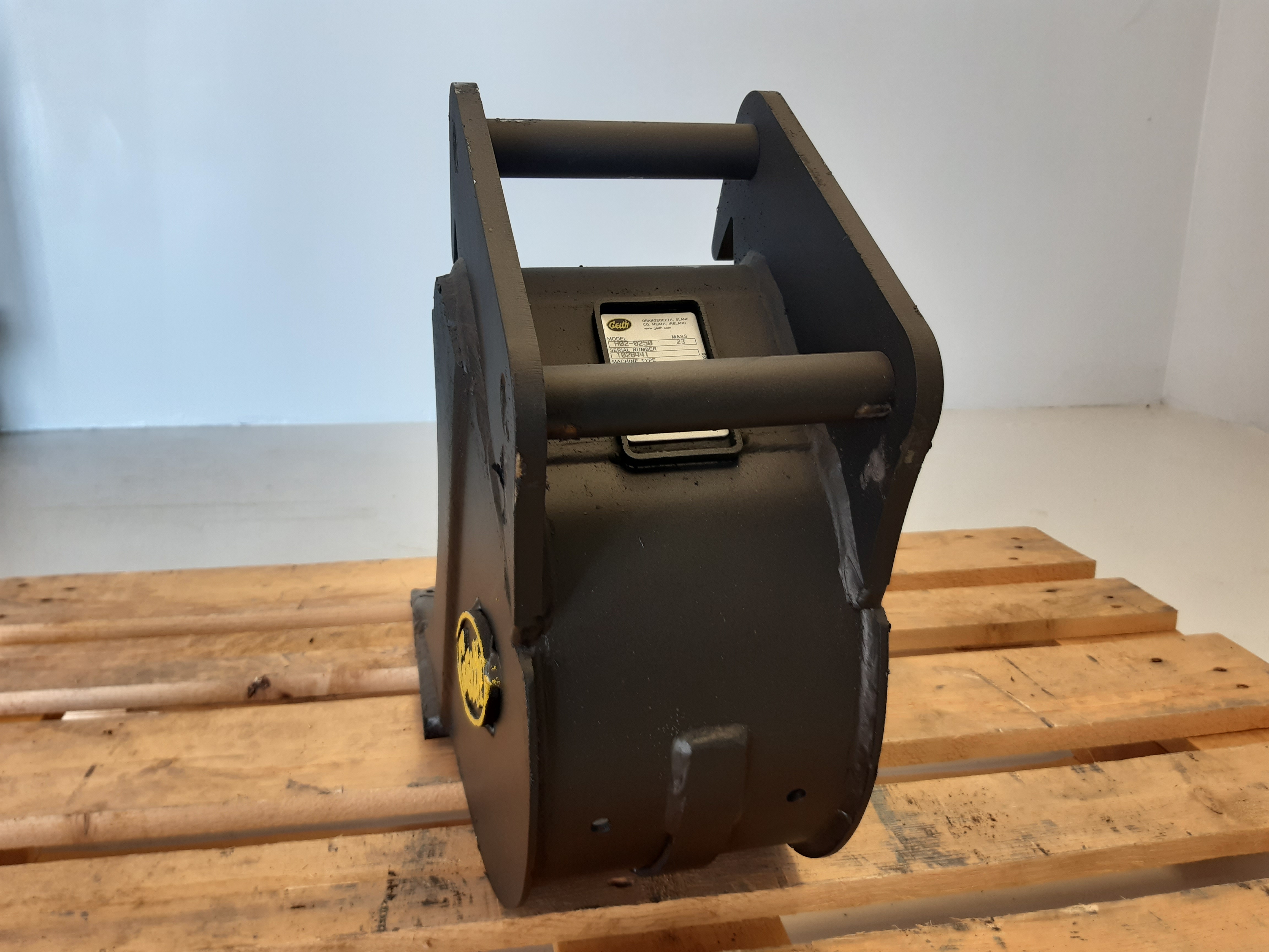 Godet de terrassement GEITH 250 mm avec dents Feurst V13SYL pour coupleur ou attache rapide GEITH QR30 - H02250QR30