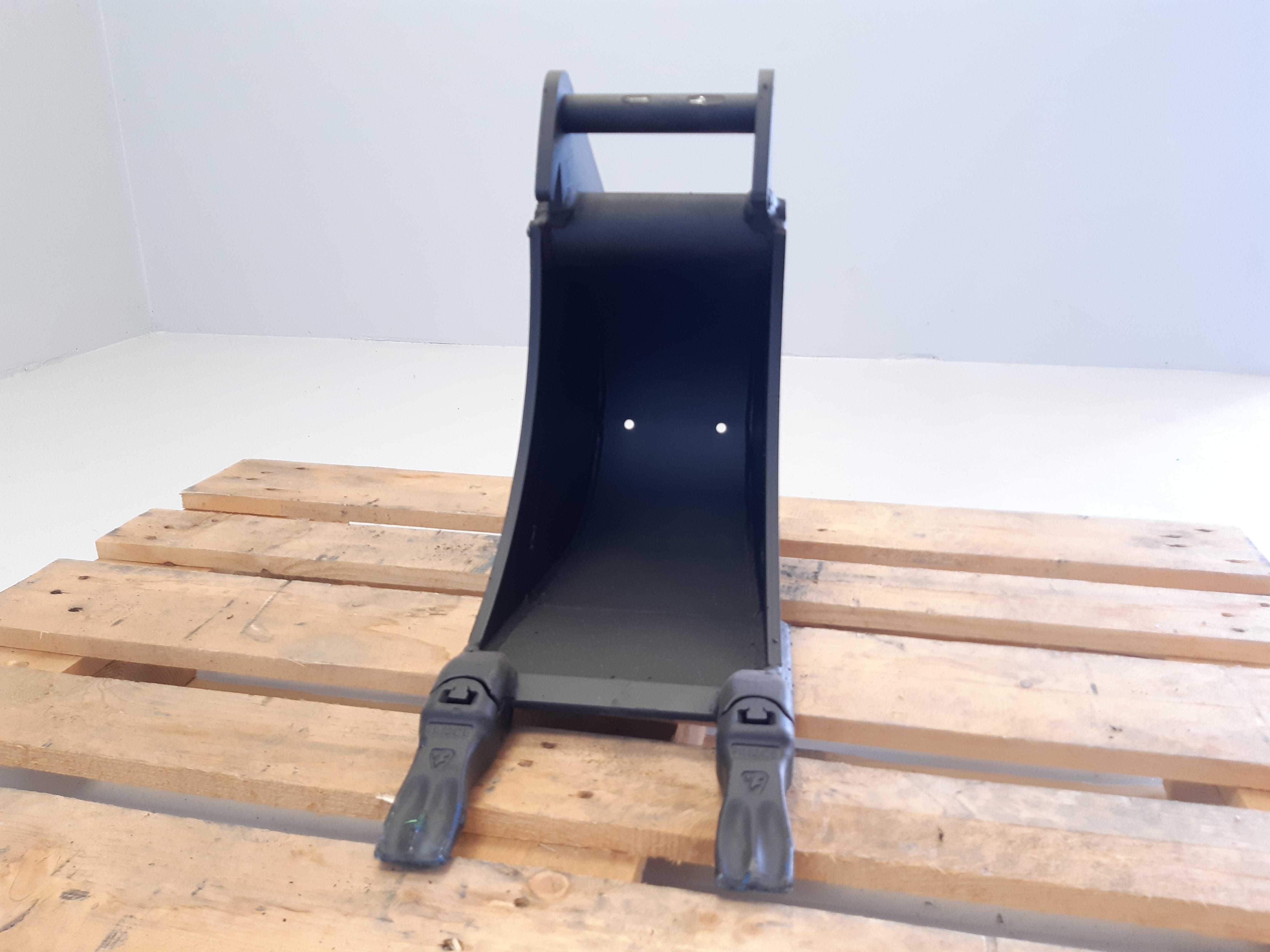 Godet de terrassement GEITH 250 mm avec dents Feurst V13SYL pour coupleur ou attache rapide GEITH QR30 - H02250QR30