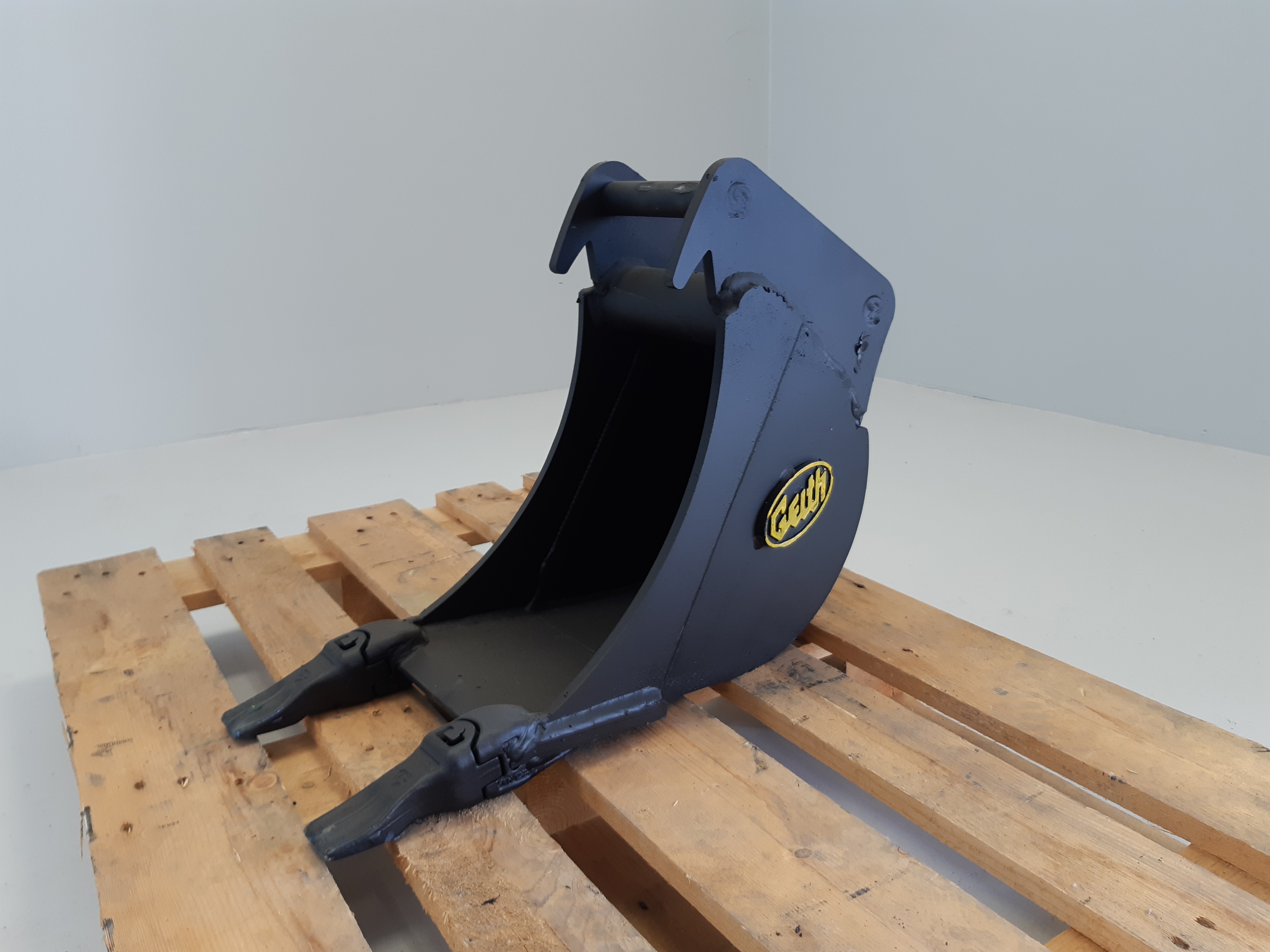 Godet de terrassement GEITH 250 mm avec dents Feurst V13SYL pour coupleur ou attache rapide GEITH QR30 - H02250QR30