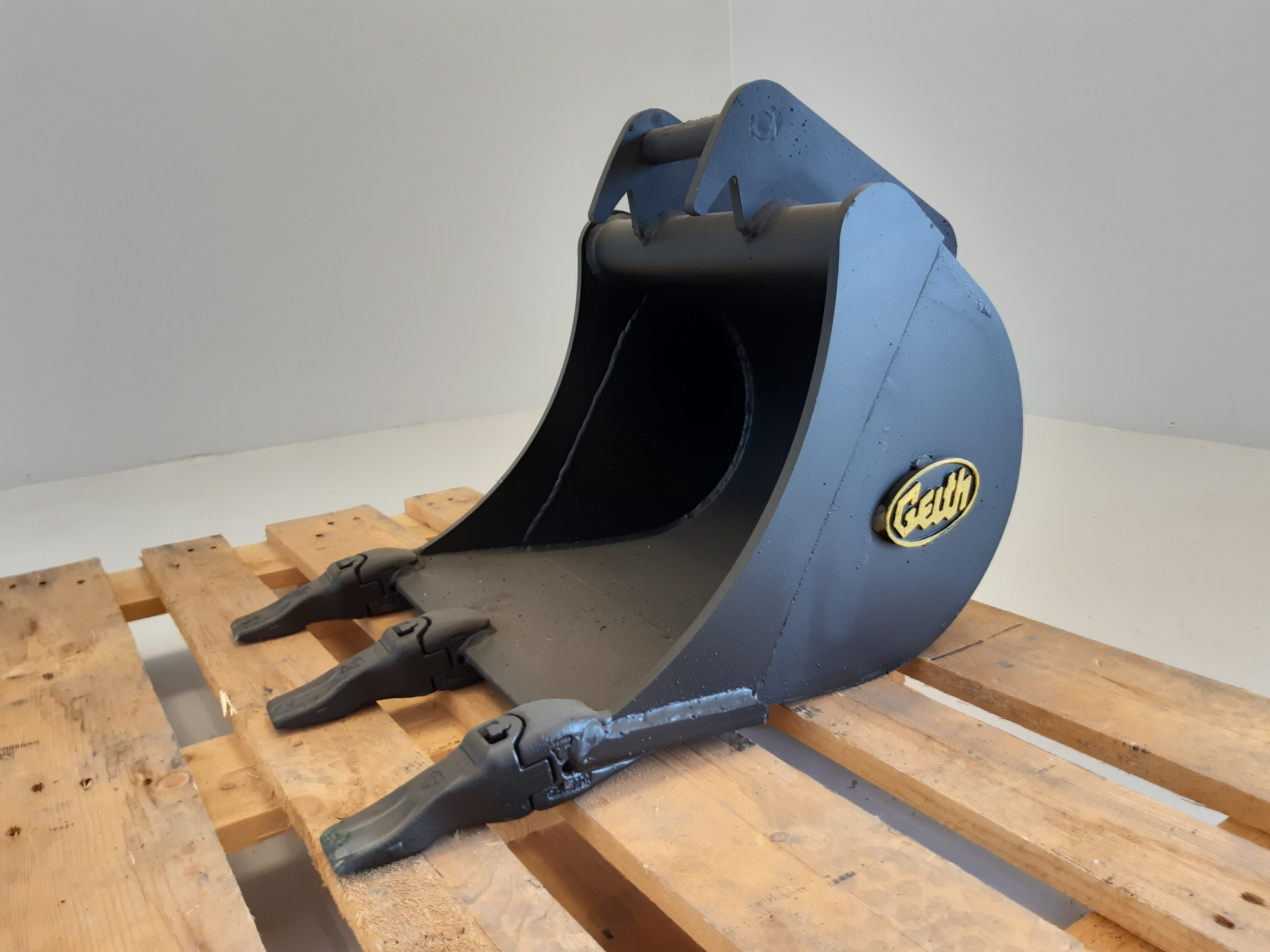 Godet de terrassement GEITH 450mm avec dents Feurst FKMCE pour coupleur ou attache rapide Geith QR30 - H02450QR30