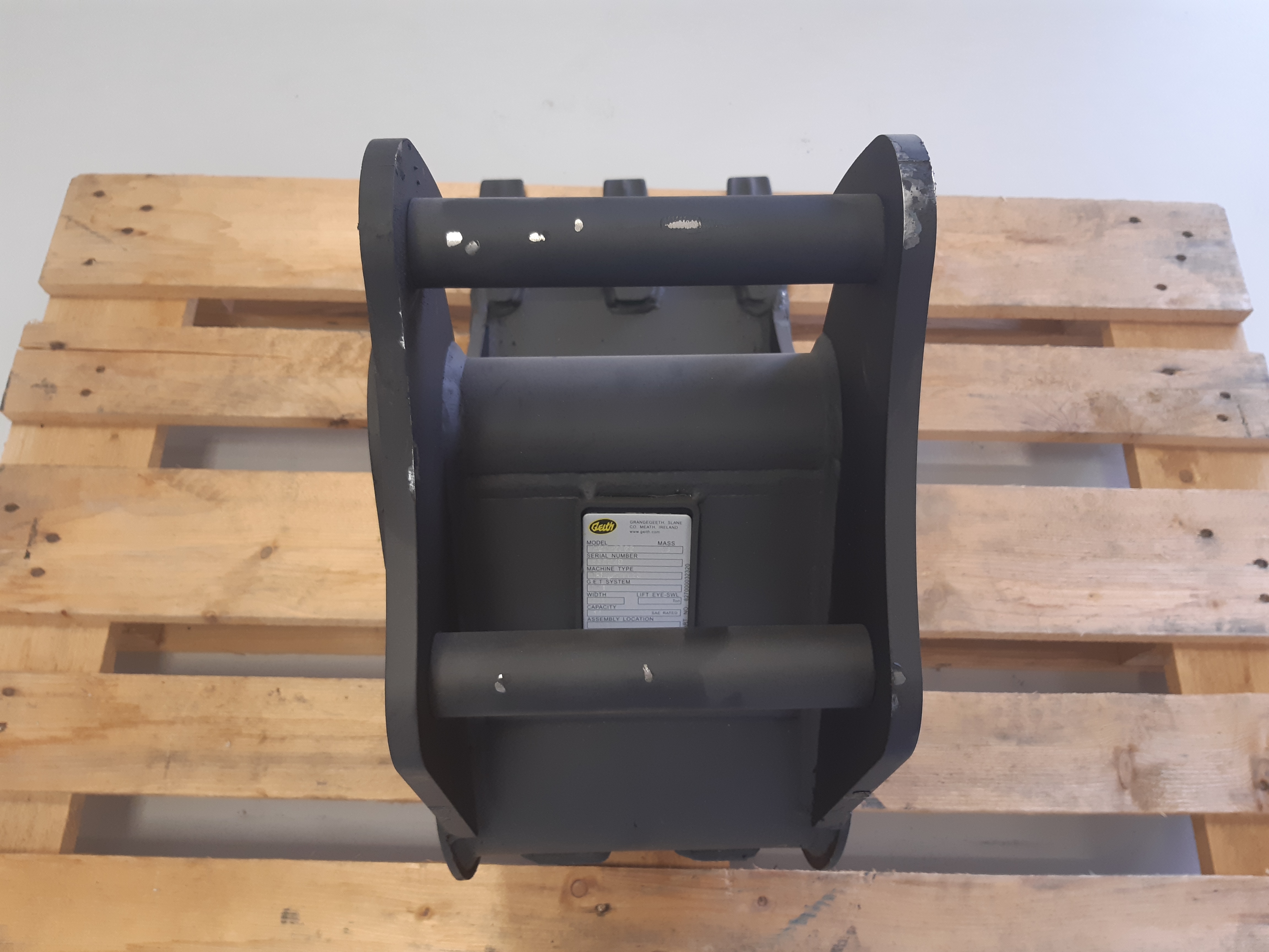 Godet de terrassement GEITH 300 mm équipé de 3 dents Feurst FKMCE pour coupleur ou attache rapide Martin M03 - H03300M03