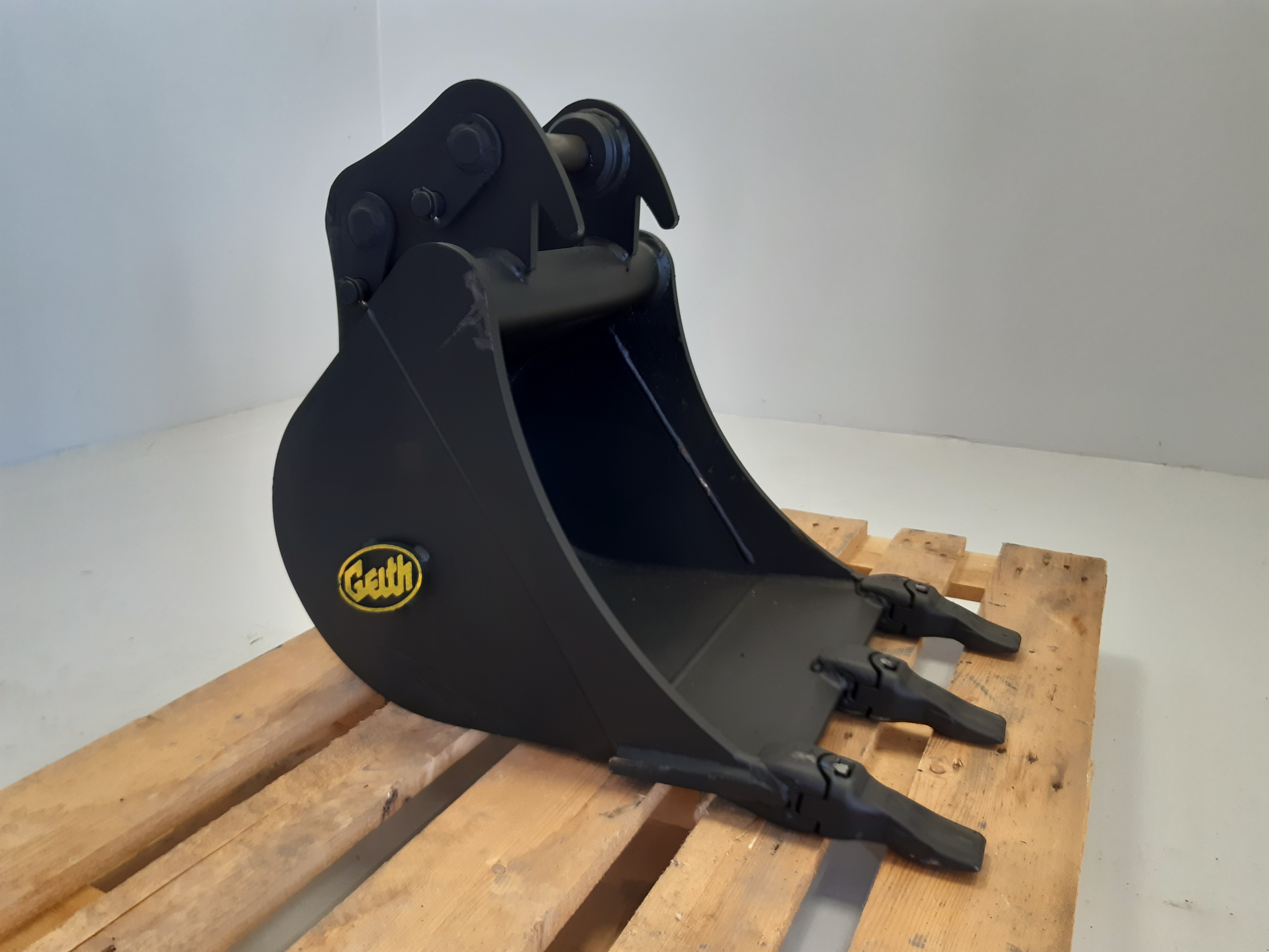 Godet de terrassement 450 mm GEITH équipé de dents Feurst FKMCE pour attache rapide JCB 8025-8026 - H03450JCB