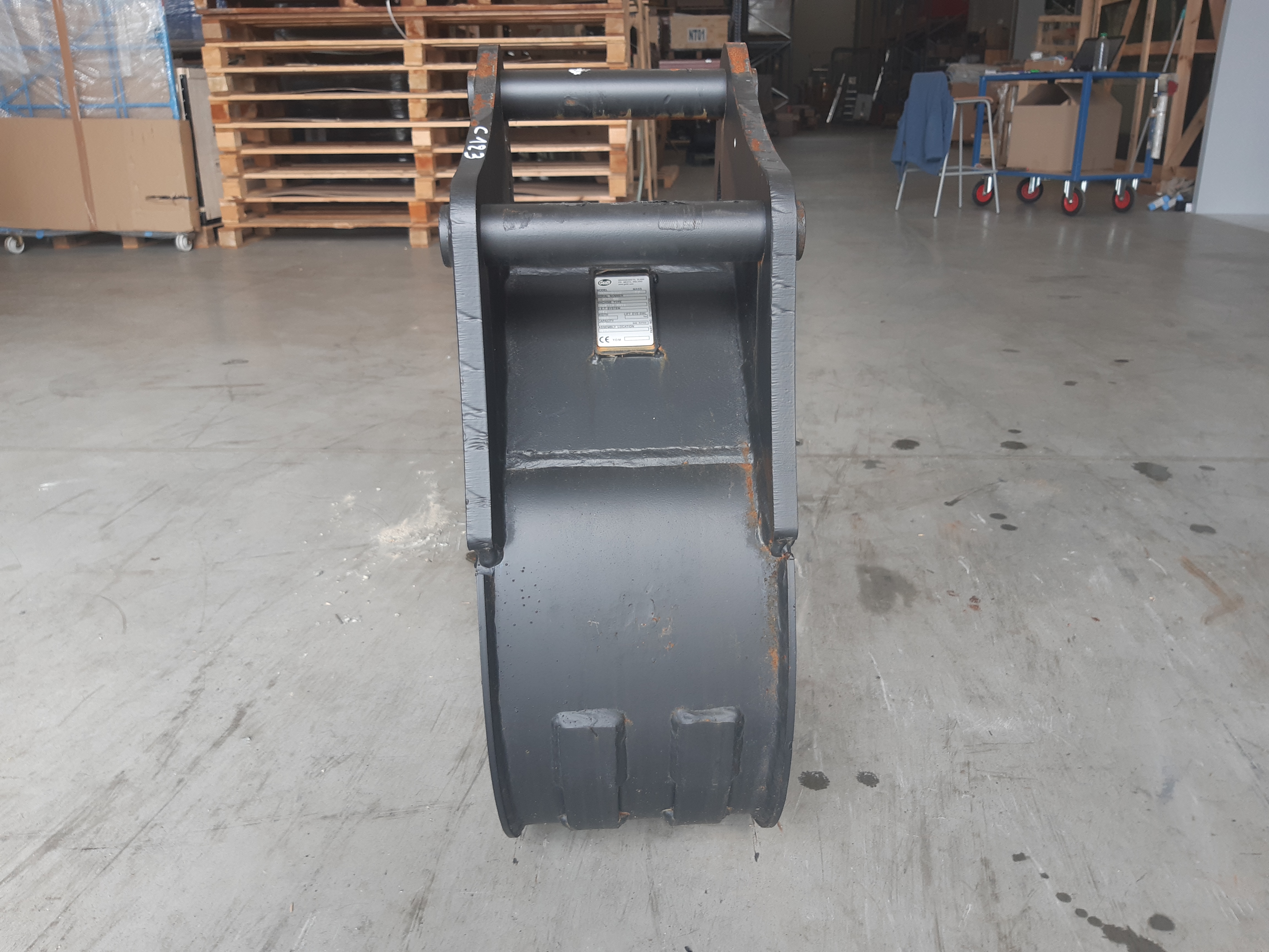 Godet de terrassement GEITH 300 mm avec dents FEURST FK2 pour coupleur ou attache rapide MARTIN MH10 GEITH - H08300MH10FK2