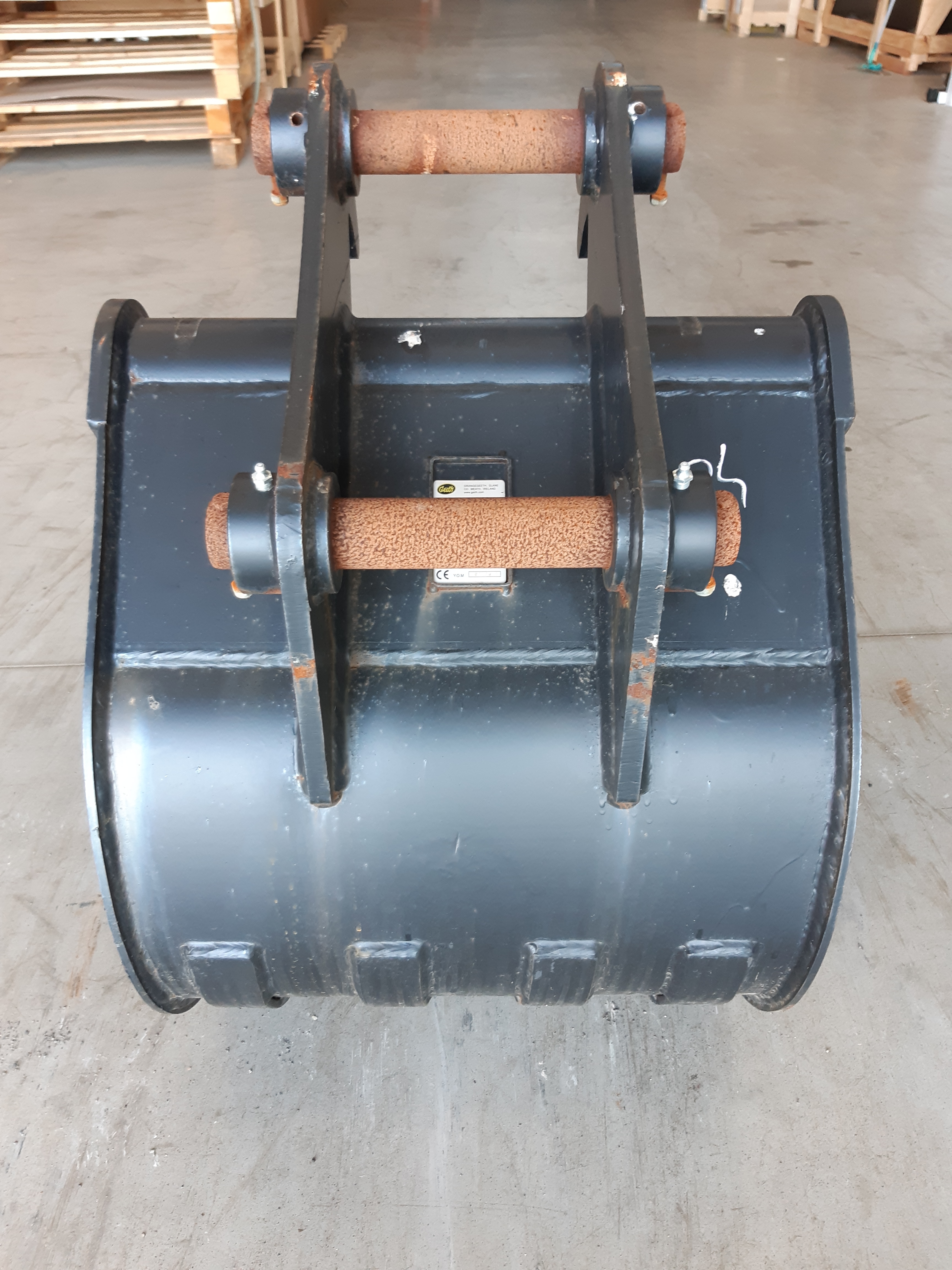 Godet de terrassement GEITH 600 mm équipé de 4 dents FK2TLR pour attache rapide JCB 3CX 980/88833 - H08600JCBFK2