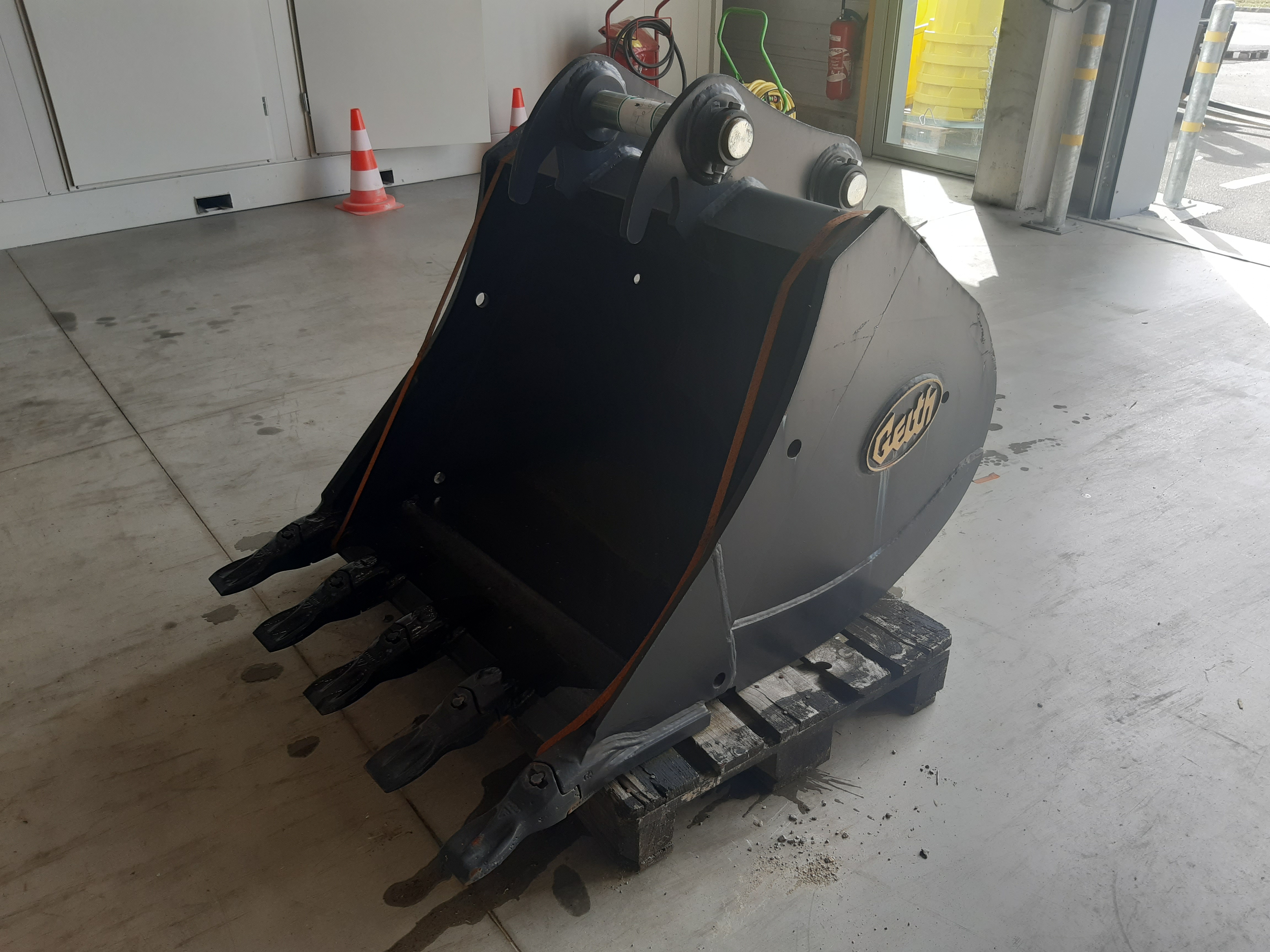 Godet 1000mm Geith dents Feurst FK4TLR - H14-1000