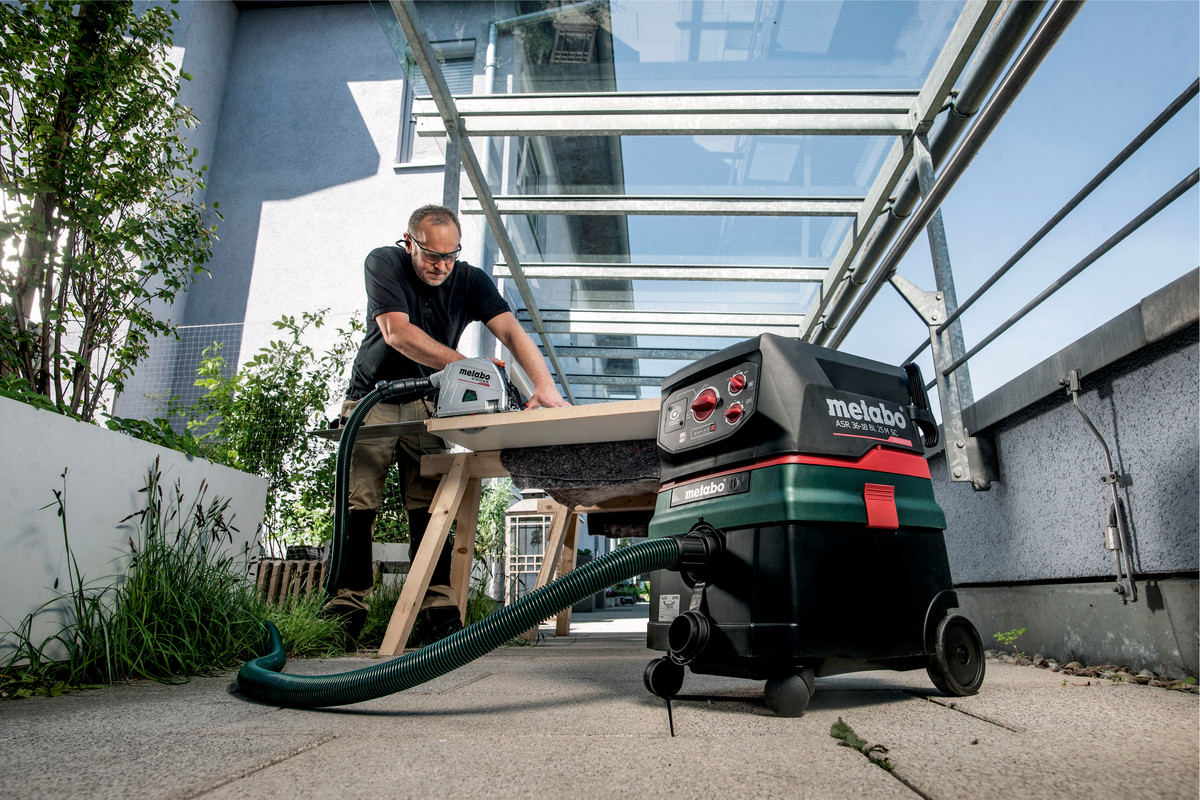 Scie circulaire plongeante 18 V KT 18 LTX 66 BL - METABO - 601866810