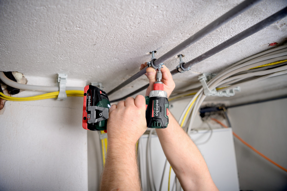 Perceuse visseuse 18 V BS 18 L BL Q - METABO - 613156800