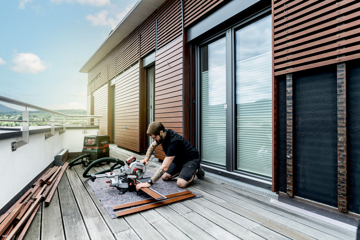 Scie à onglets radiale 18 V KGS 18 LTX BL 216 - METABO - 614216810