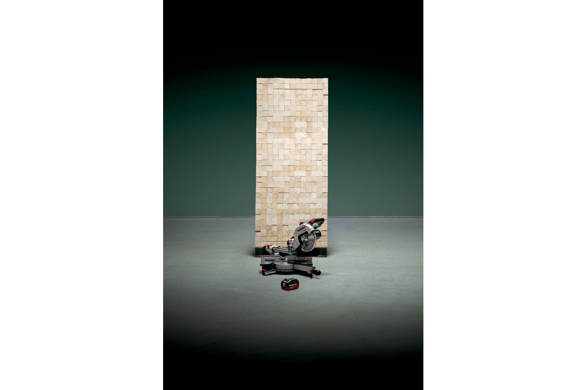 Scie à onglets radiale 18 V KGS 18 LTX BL 216 - METABO - 614216650