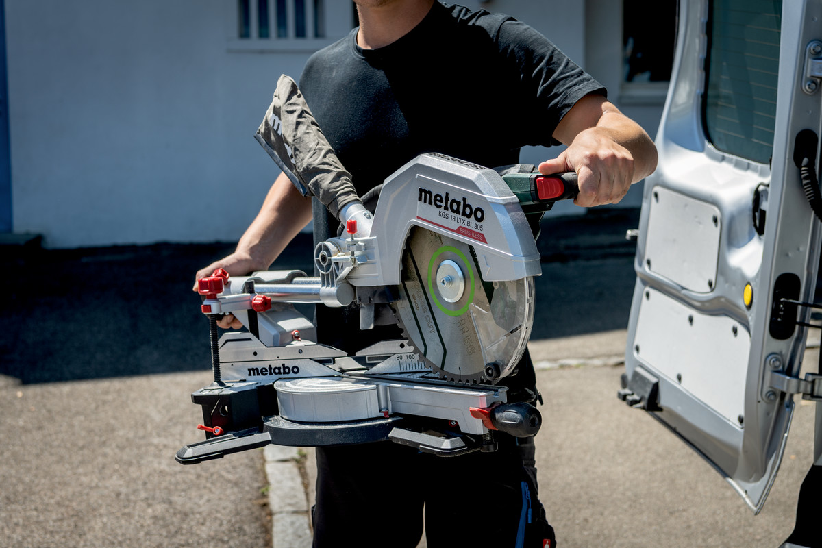 Scie à onglets radiale 18 V KGS 18 LTX BL 305 - METABO - 614305850