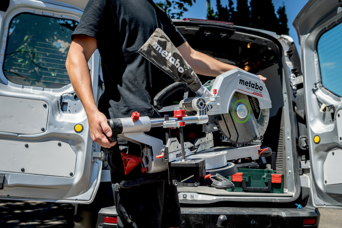 Scie à onglets radiale 18 V KGS 18 LTX BL 305 - METABO - 614305850
