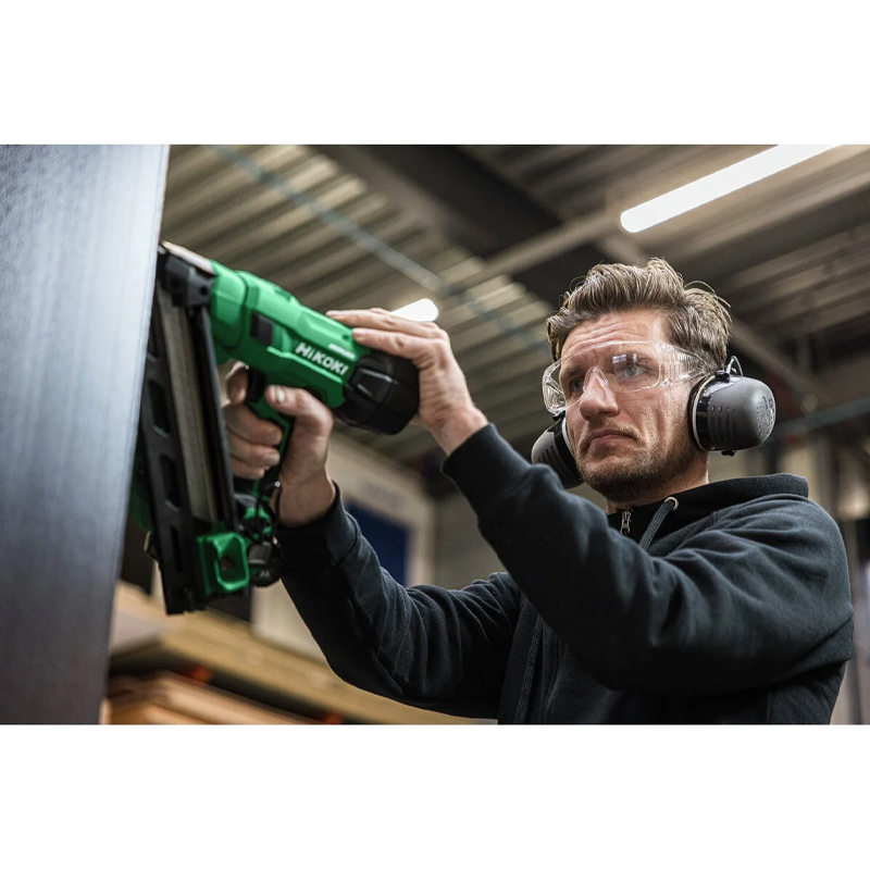 Cloueur finition 32-65mm Li-ion Brushless - da brads 34° gauge 15 - HIKOKI - NT1865DAAW9Z