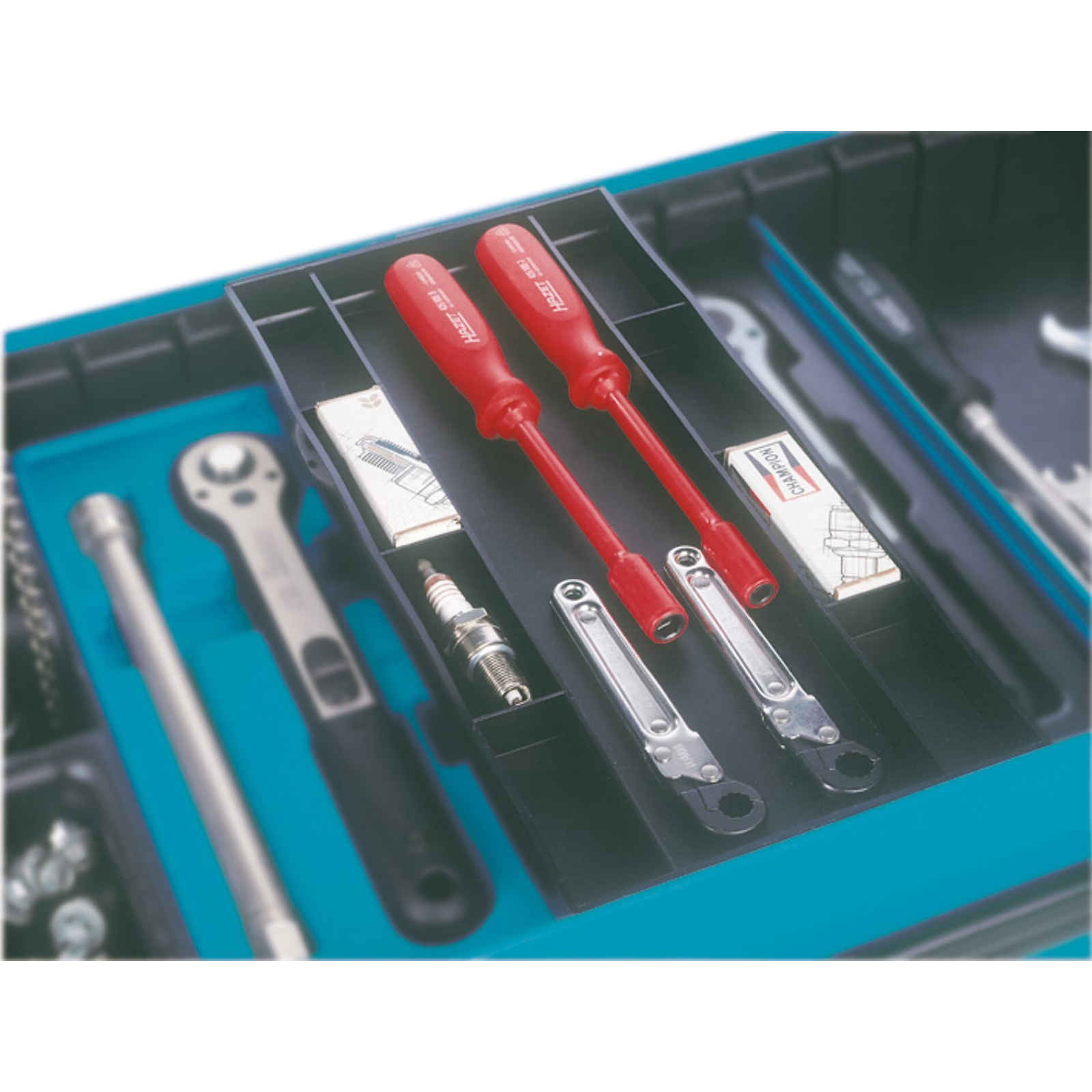 Servante d’atelier escamotable 725 x 398 x 1102 mm avec cadenas bleu HAZET - 166C