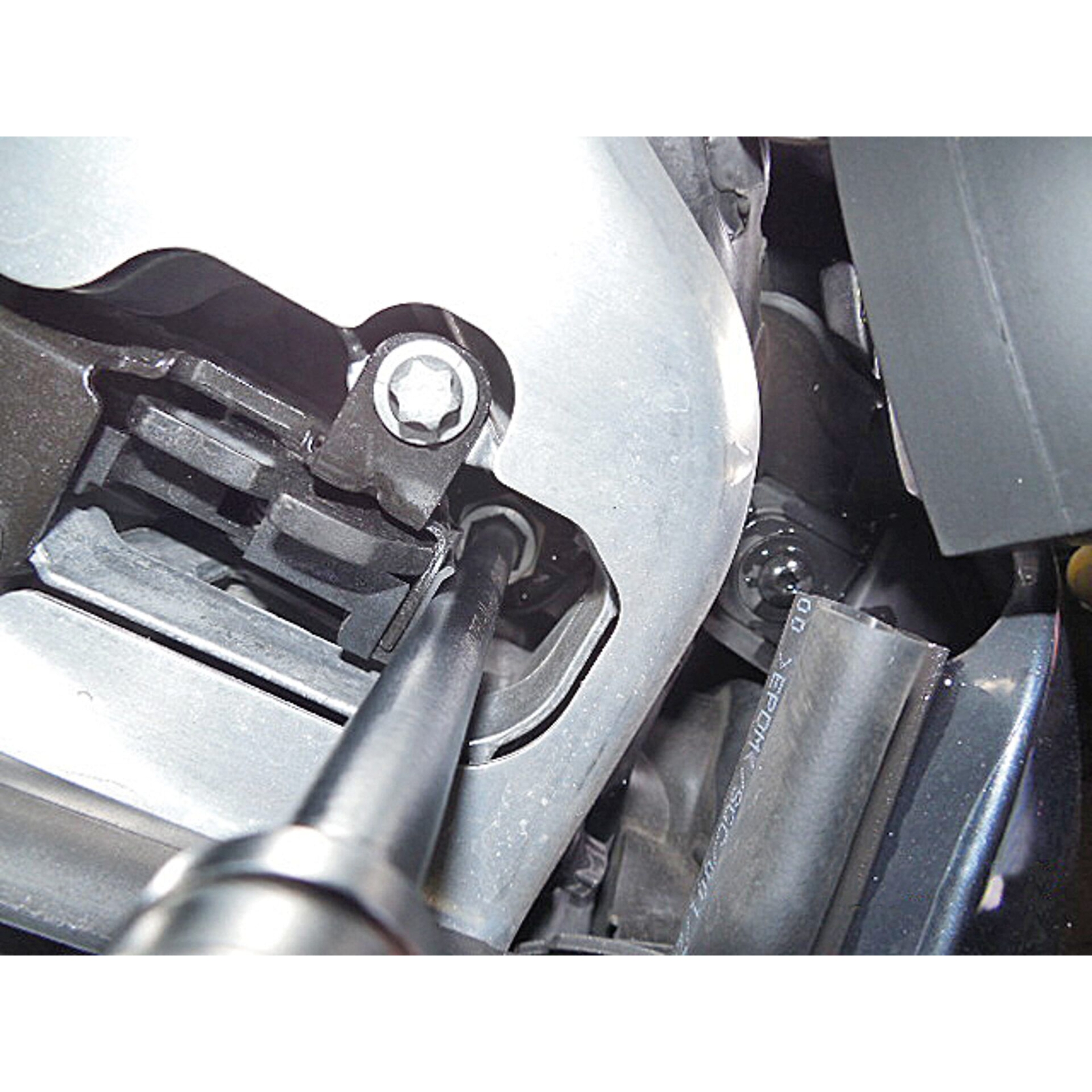 Outil réglage phares taille 14 mm pour Mercedes-Benz Classe C 2014 et Audi A7 HAZET - 2797-14