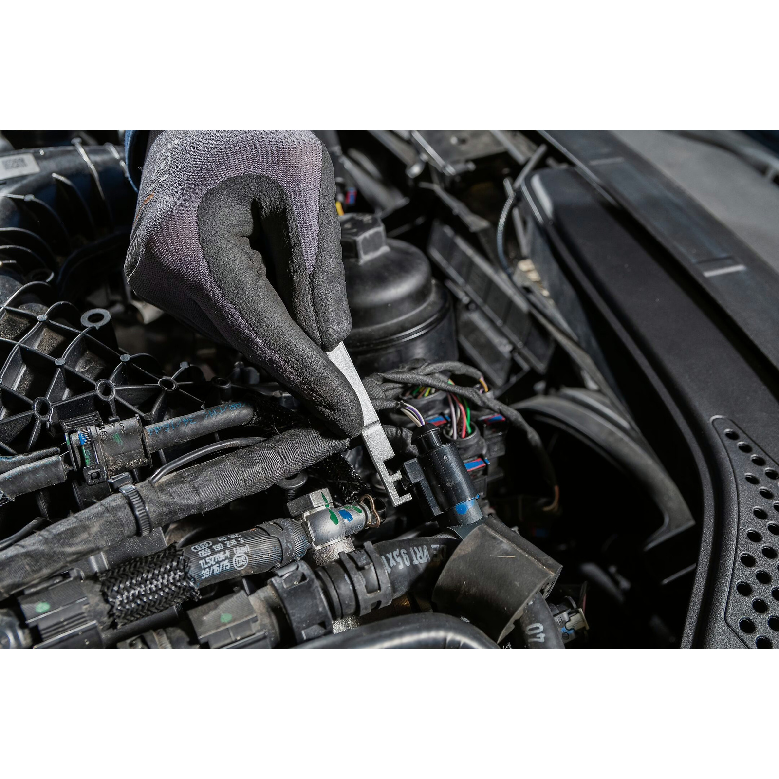 Outil déconnecteur connecteurs VAG 130 mm HAZET - 4675-1