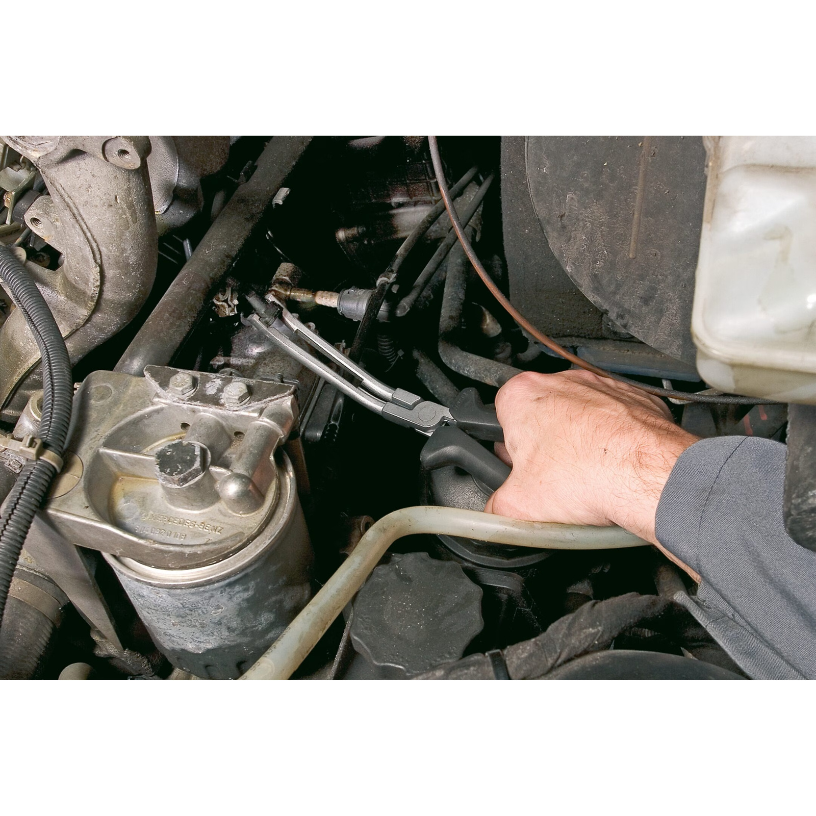Pince montage et démontage cosses bougies préchauffage moteurs diesel avec manches bimatières HAZET - 4760-5