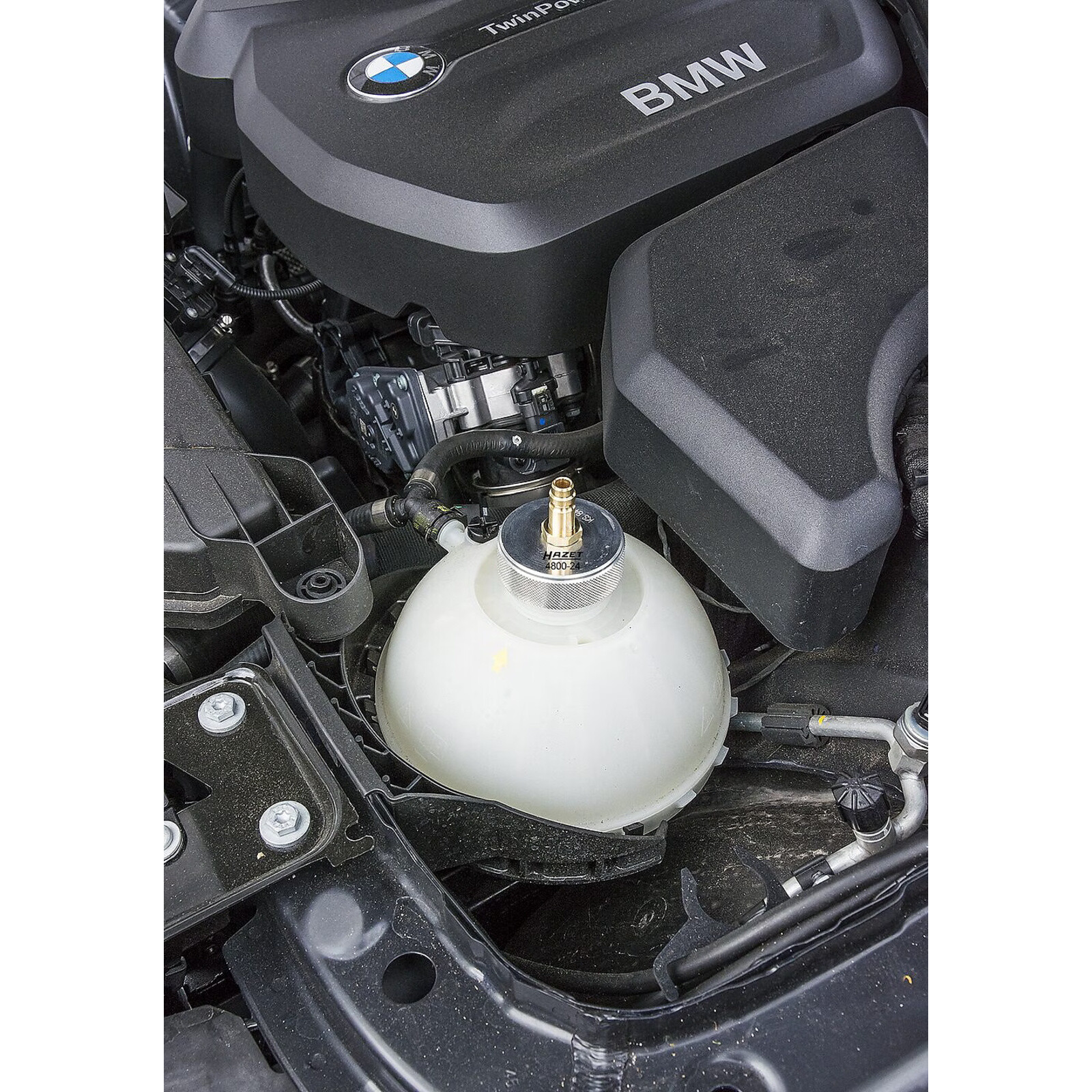 Adaptateur de radiateur pour BMW séries 1 à 7 et X raccord pompe radiateur HAZET 4800-24 HAZET - 4800-24