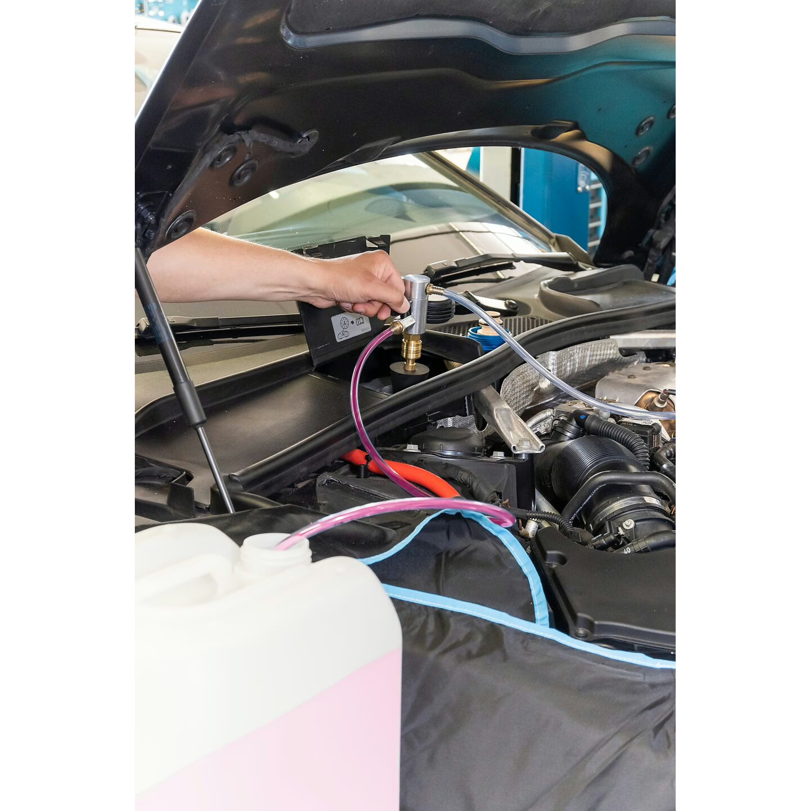 Appareil de remplissage à vide radiateur avec tuyau 7 x 1,5 mm HAZET - 4801-1