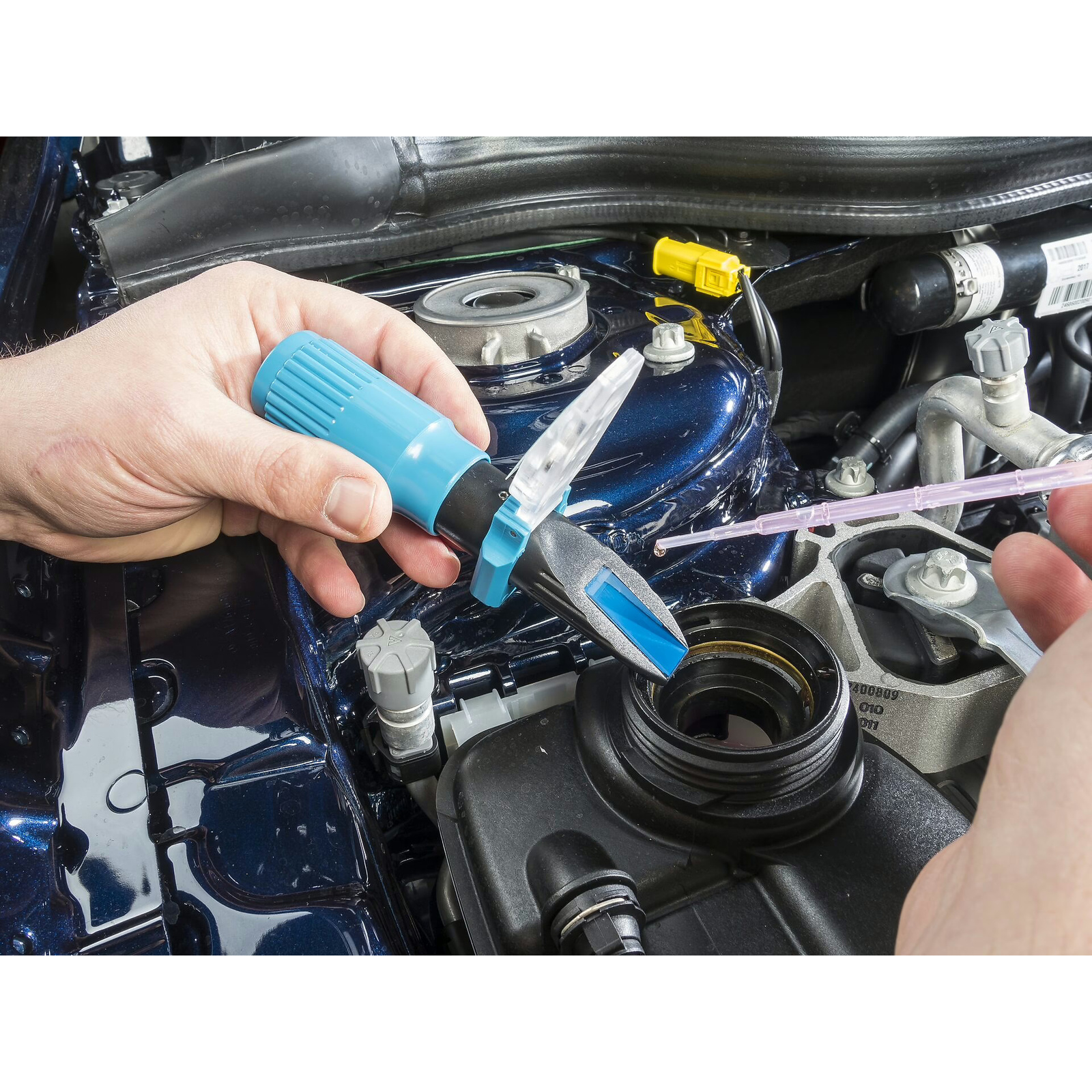 Appareil de contrôle optique réfractomètre antigel AdBlue état batterie avec pipette HAZET - 4810C