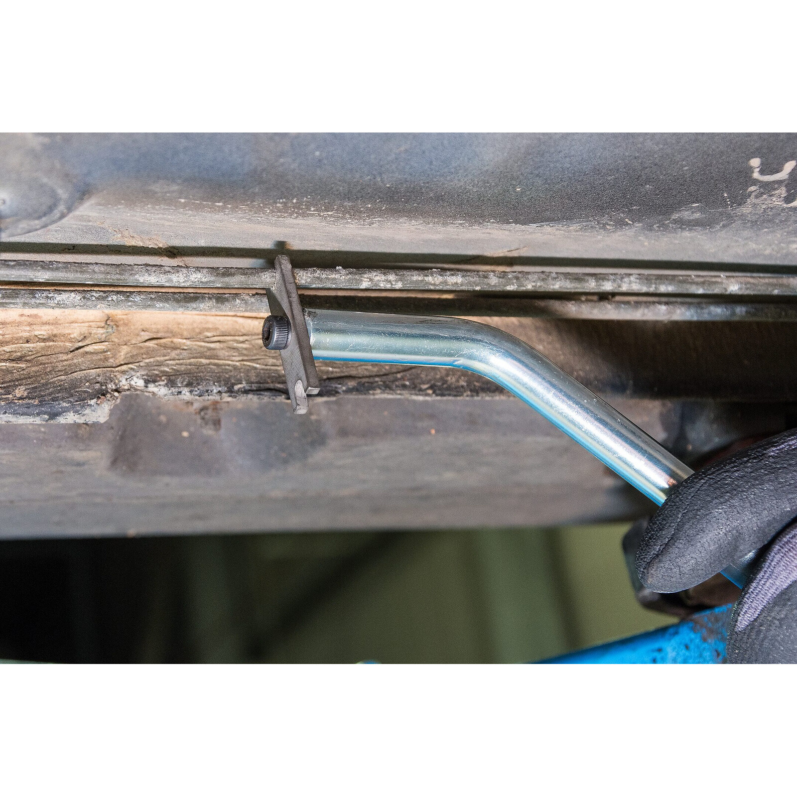 Grattoir coudé pour conduite de frein 245 mm lame interchangeable manche bimatière HAZET - 4968-12