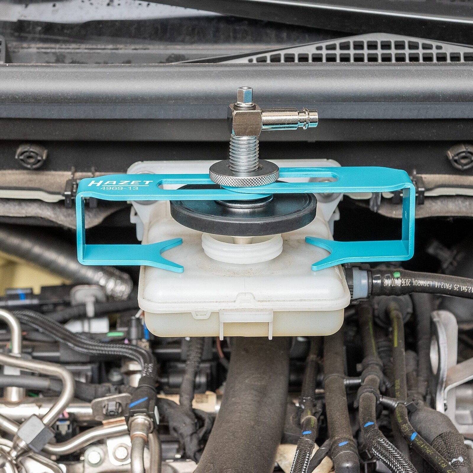 Adaptateur de purge d'air de freins 10 pièces avec raccord pivotant 360° HAZET - 4969-3/10