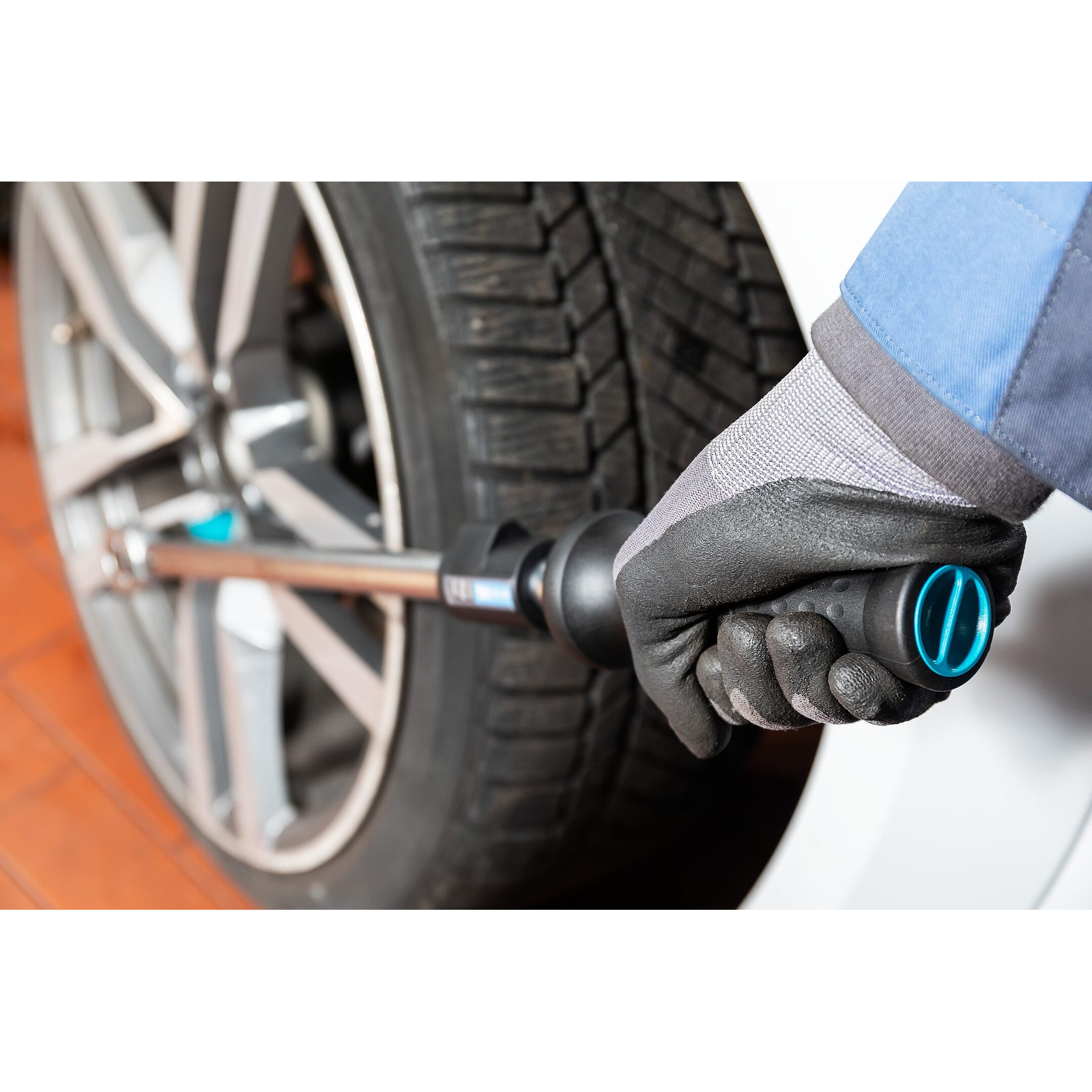 Clé dynamométrique 60-320 Nm précision 4% carré massif 660 mm HAZET - 5123-2CLT