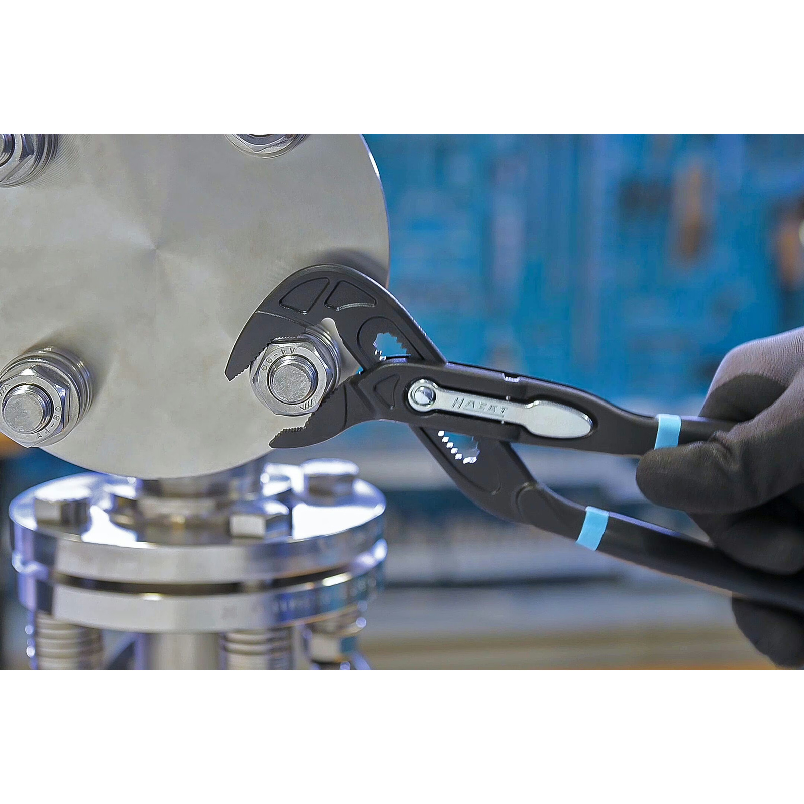 Pince multiprise pour pompe à eau 50 mm écart crantage fin phosphatée 260 mm HAZET - 760-26