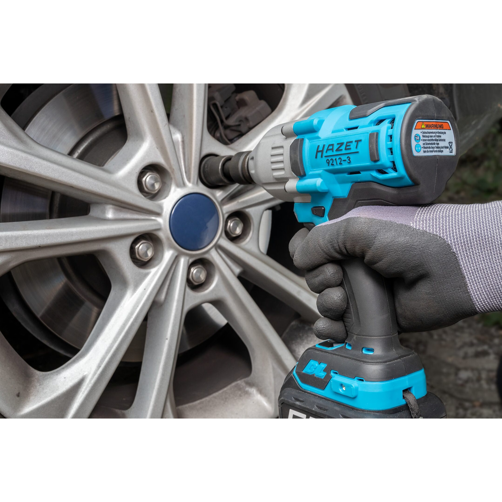 Douille pour vissage roue 3 pièces forme longue carré creux 1/2 pouce 12,5 mm Ford avec rallonge 917S-3 HAZET - 900SLG-1822/3