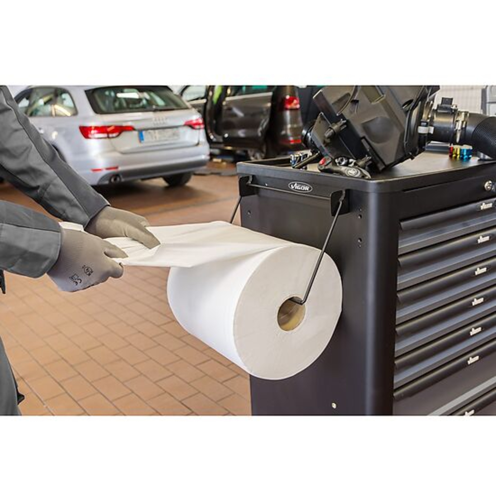 Support pour rouleau essuie-tout escamotable  VIGOR - V6397