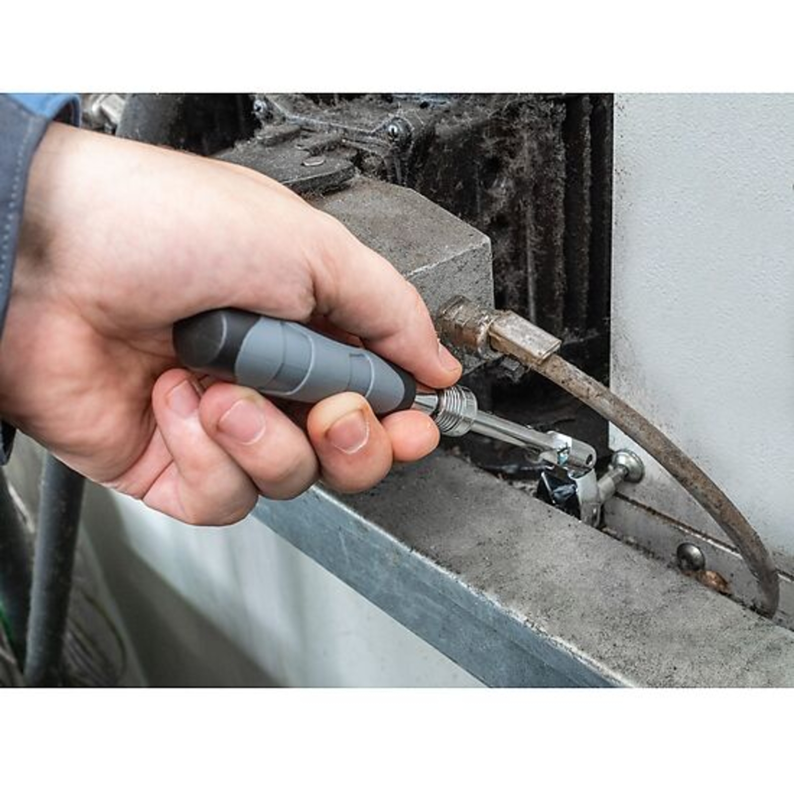 Cliquet réversible télescopique à cardan 1⁄4″  VIGOR - V6614N