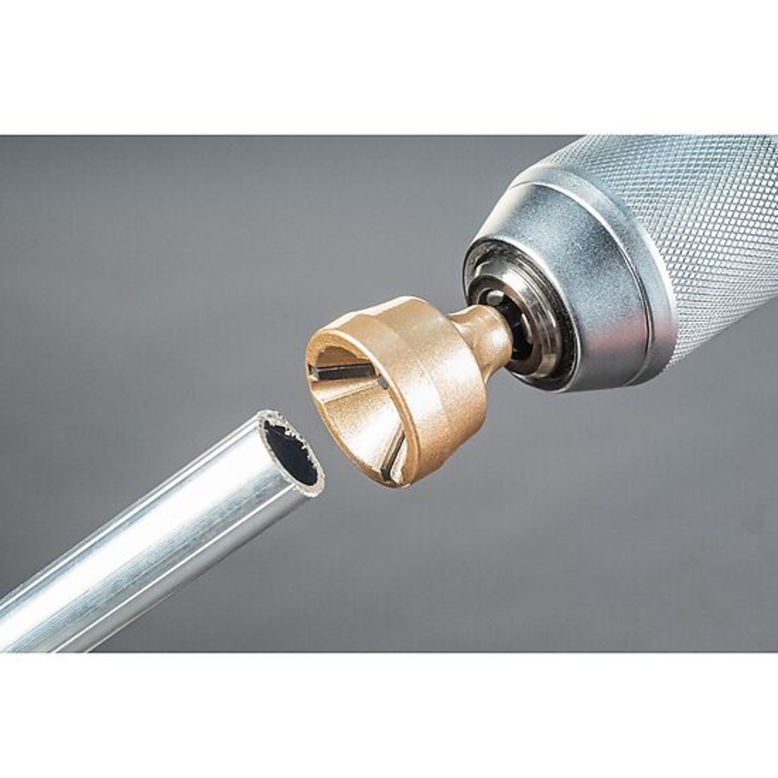 Ébavureur extérieur 3 – 19 mm  VIGOR - V7402