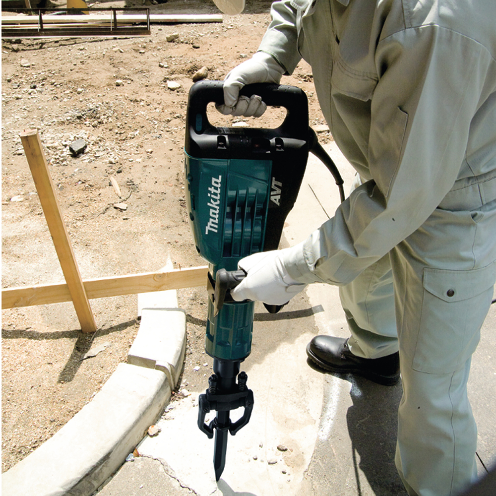 MARTEAU-PIQUEUR MAKITA 25 JOULES HEXAGONAL 28,6 MM 1510 W HM1317CB
