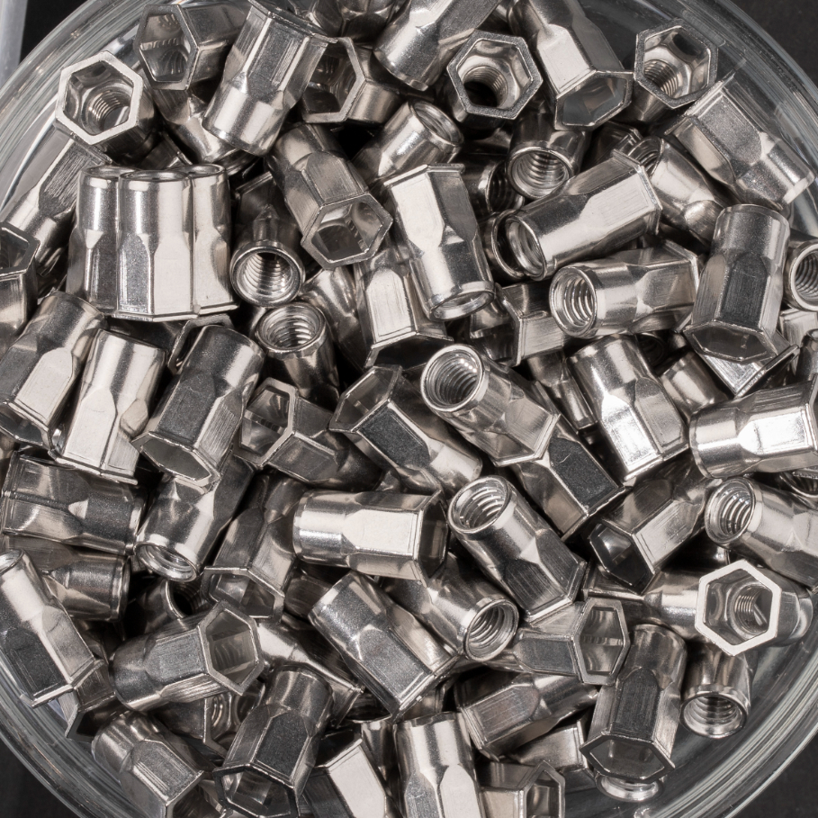écrou semi-hexagonal à inox A2 à tête réduite 90° à M6x16mm - SCELL-IT - HNR0630
