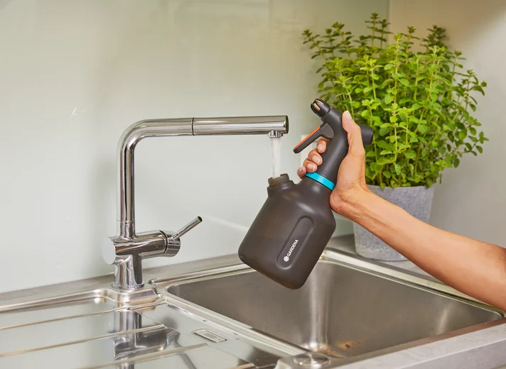 Pulvérisateur à gâchette 1L - GARDENA - 11112-20