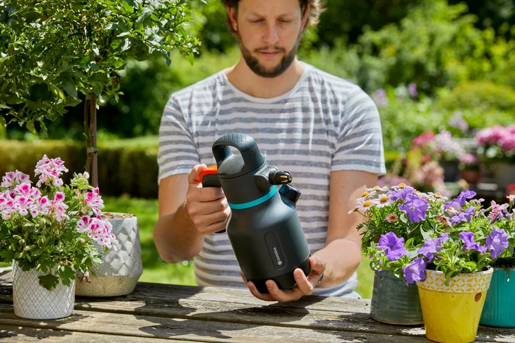 Pulvérisateur à pression préalable 1,25L GARDENA 11120-20