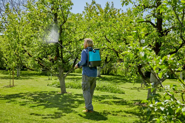 Pulvérisateur à dos 12 L - GARDENA - 11140-20