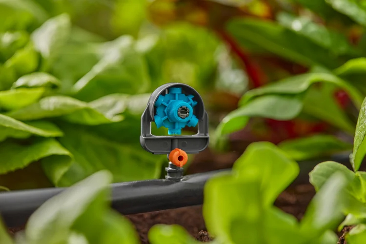 Micro-asperseur multi-surfaces 6 en 1 - GARDENA - 13324-20