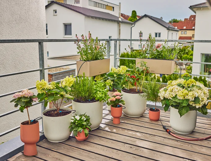 Kit d'initiation pour balcon avec goutteur réglable (15 plantes) - GARDENA - 13402-26