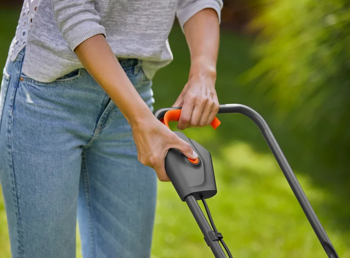 Tondeuse PowerMax 30/18V P4A- Kit prêt à l'emploi - GARDENA - 14630-20