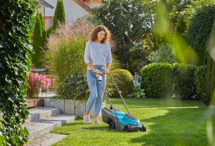 Tondeuse PowerMax 30/18V P4A- sans chargeur ni batterie - GARDENA - 14630-55