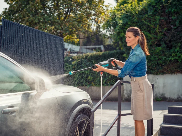 Nettoyeur moyenne pression AquaClean 24/18V P4A - GARDENA - 14800-55