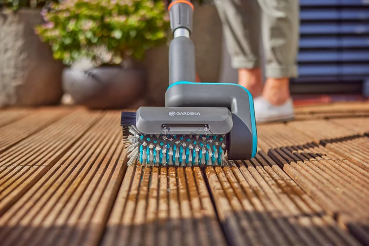 Brosse rouleau à poils doux pour nettoyeur de terrasse AquaBrush - GARDENA - 14848-20