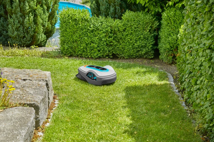 Tondeuse robot SILENO life 1250 m² - GARDENA - 15103-26