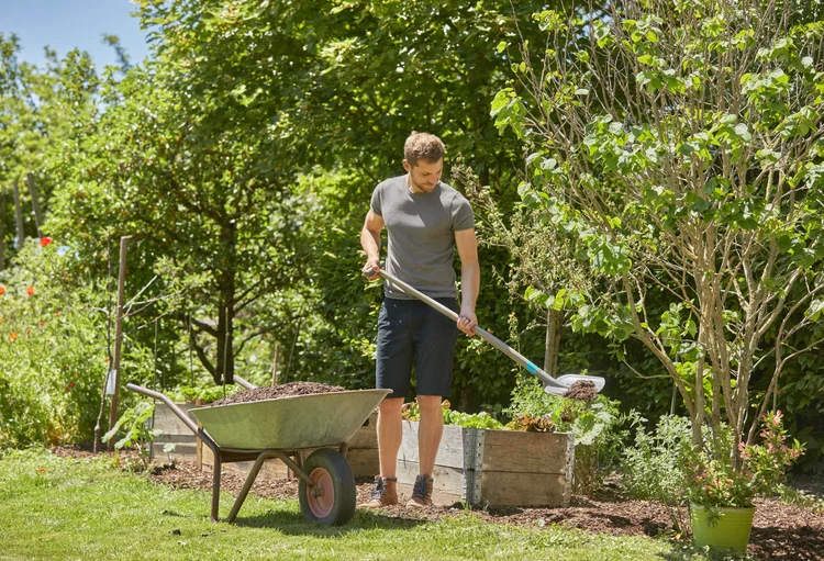 Pelle à sable NatureLine FSC 100% Bords courbés - GARDENA - 17030-20