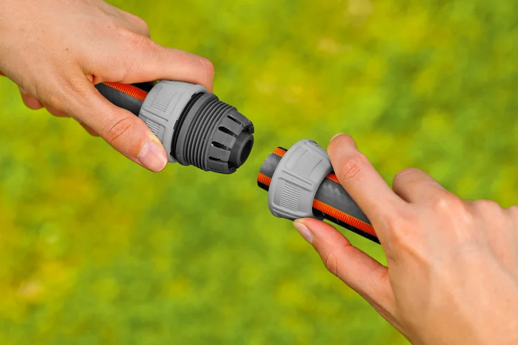 Réparateur de tuyau d'arrosage 19 mm (3/4