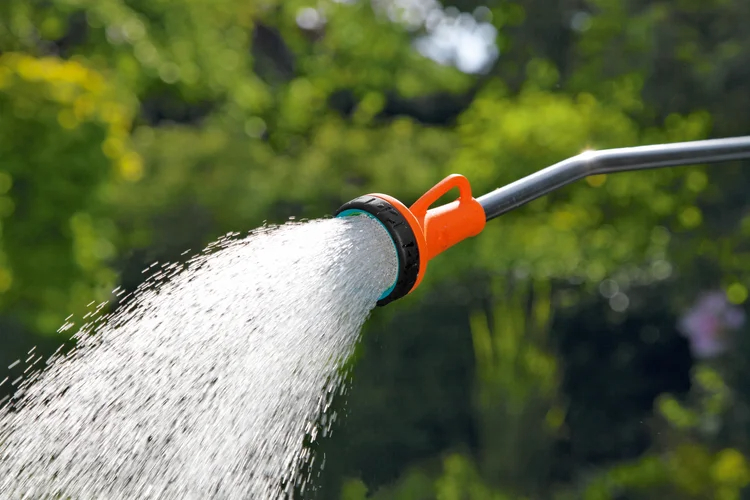 Fusil-arrosoir avec régulateur Classic - GARDENA - 18332-20